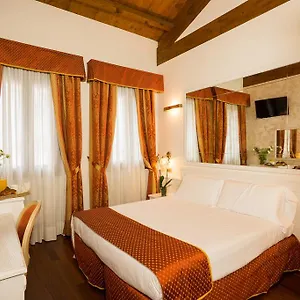 Casanova Fourrooms Venezia